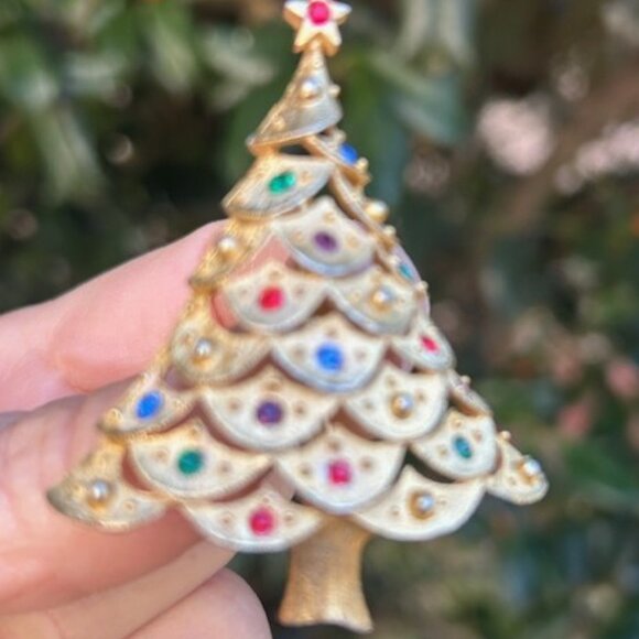 HOLIDAY🎄🎄J.J. JONETTE Brushed Gold Multi-Color Rhinestone Christmas Tree BROOC - Picture 4 of 9
